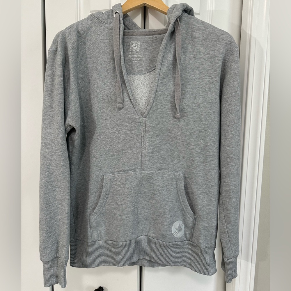 Aerie gray hoodie with vneck size medium